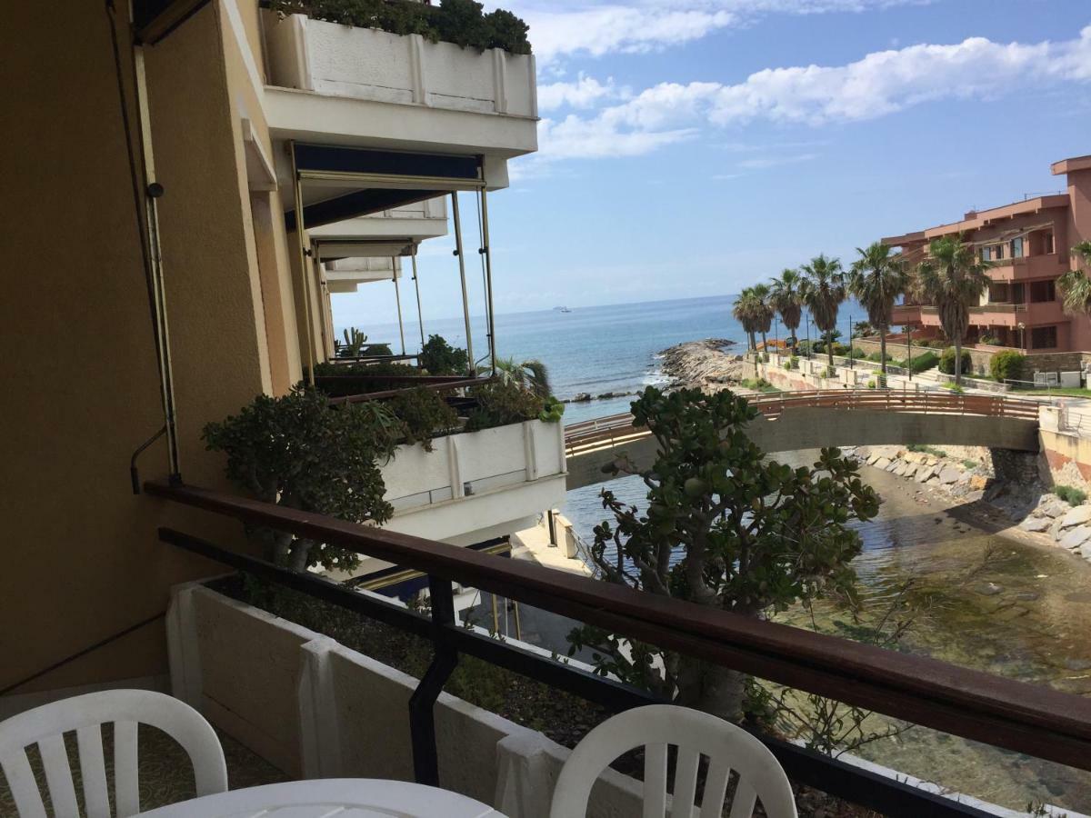 Casa Di Rosa Apartment San Lorenzo al Mare Luaran gambar